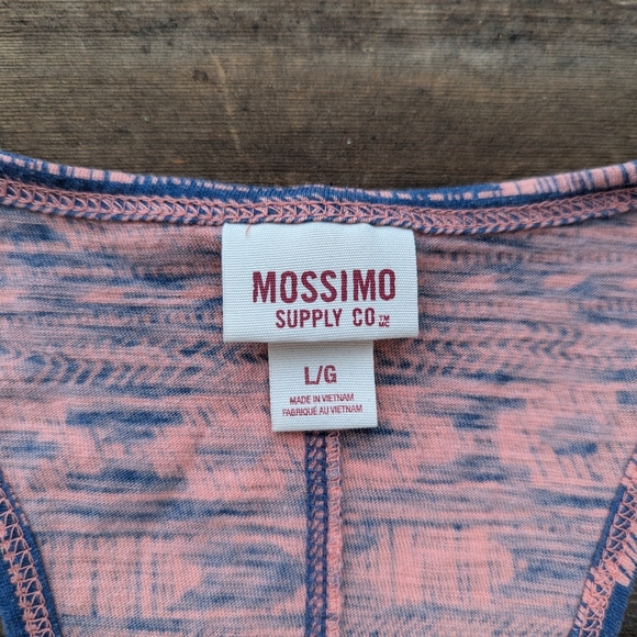 Tank top with Aztec pattern - Picture 3 of 3